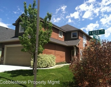 4526 N Kilee Ave - Photo Thumbnail 0