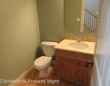 4526 N Kilee Ave - Photo Thumbnail 10