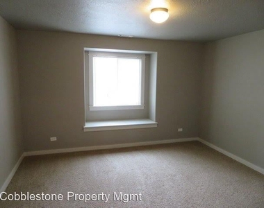 4526 N Kilee Ave - Photo Thumbnail 19