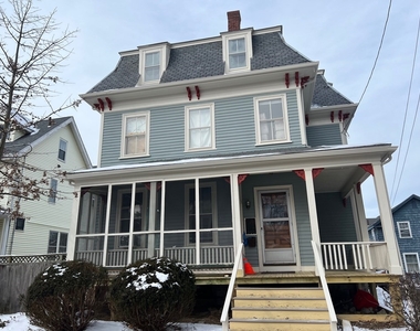 124 Trenton St - Photo Thumbnail 0