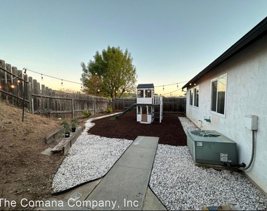 9961 Cleary Street - Photo Thumbnail 12