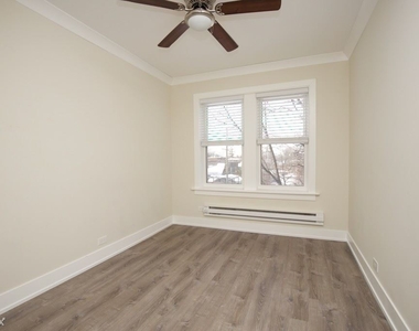 4220 N. Clark, Unit 6 - Photo Thumbnail 9