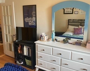 185 Chestnut Hill Ave - Photo Thumbnail 5