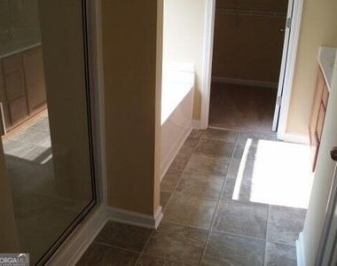 5725 Crestwick Way - Photo Thumbnail 1