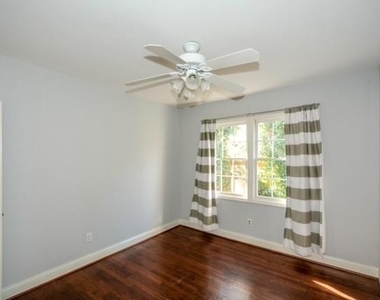 1118 Rosedale Drive Ne - Photo Thumbnail 23