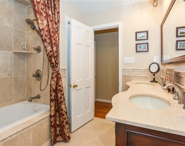 3012 Watergate Lane - Photo Thumbnail 33