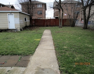 9806 Marion Avenue - Photo Thumbnail 11