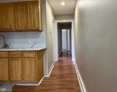 6616 Torresdale Ave - Photo Thumbnail 2
