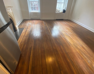 37 East 65th Street - Photo Thumbnail 5