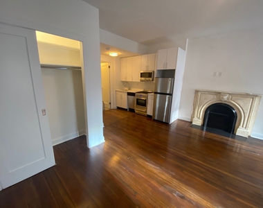 37 East 65th Street - Photo Thumbnail 4