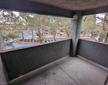 555 E Silverado Ranch Boulevard - Photo Thumbnail 3