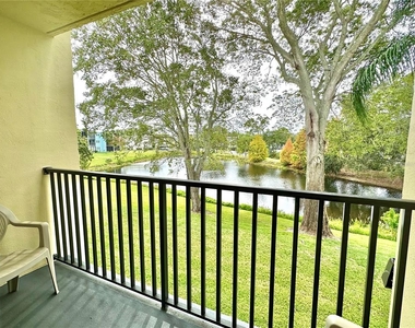 1450 Heather Ridge Boulevard - Photo Thumbnail 2