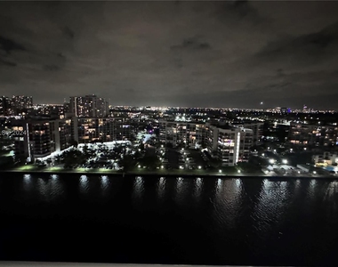 3000 S Ocean Dr - Photo Thumbnail 26