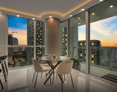 1080 Brickell Ave - Photo Thumbnail 1