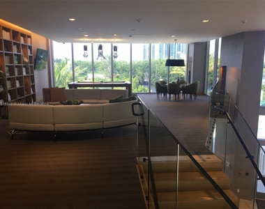 16385 Biscayne Blvd - Photo Thumbnail 20