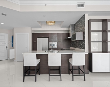 250 Sunny Isles Blvd - Photo Thumbnail 3