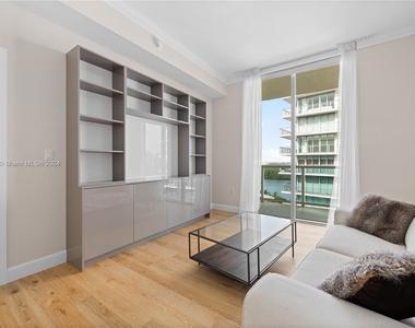 250 Sunny Isles Blvd - Photo Thumbnail 21