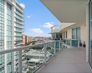 250 Sunny Isles Blvd - Photo Thumbnail 24