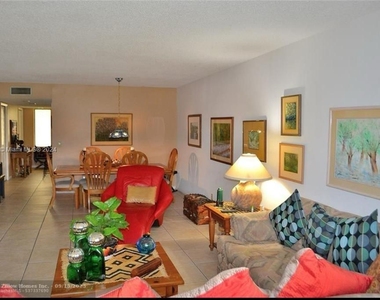 401 Lakeview Dr - Photo Thumbnail 4