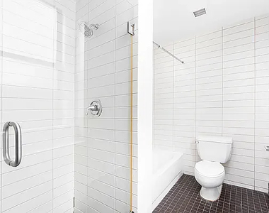 135 William Street - Photo Thumbnail 7