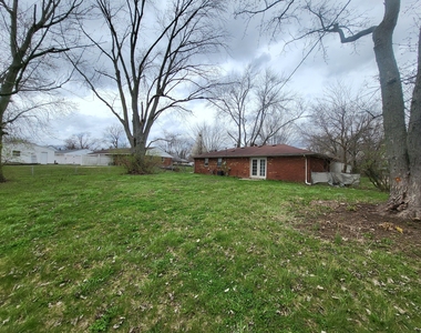 10359 Chris Drive - Photo Thumbnail 18