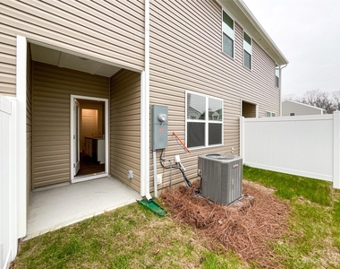 9123 Lowfalls Lane - Photo Thumbnail 46