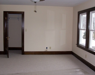 161 Oakwood Ave., Suite B - Photo Thumbnail 7