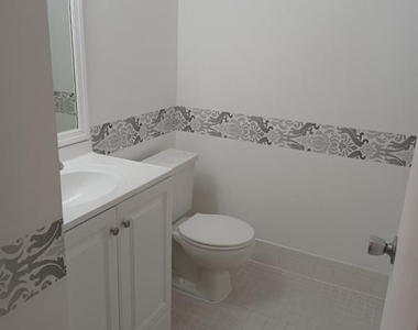 1301 Sw 134th Way - Photo Thumbnail 11