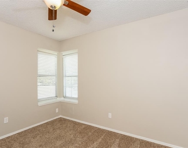 6510 Topaz Drive - Photo Thumbnail 11