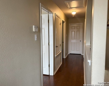 337 Willow Loop - Photo Thumbnail 20