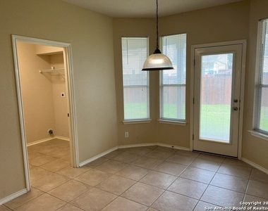 337 Willow Loop - Photo Thumbnail 7