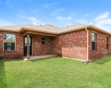 3440 Heatherbend Street - Photo Thumbnail 14