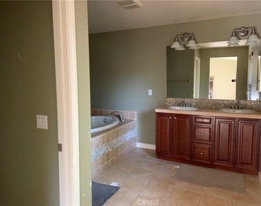 15968 Avenal Court - Photo Thumbnail 7