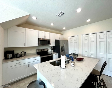 14295 Oviedo Place - Photo Thumbnail 5