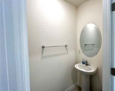 14295 Oviedo Place - Photo Thumbnail 2