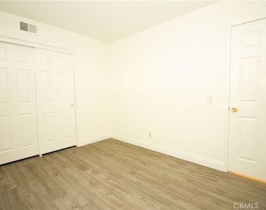 22815 Van Buren Street - Photo Thumbnail 13