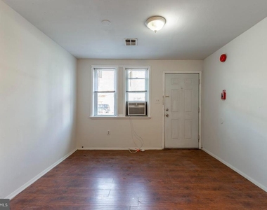 238 W Girard Ave - Photo Thumbnail 1