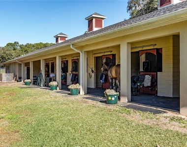 7647 Nw 21st Street - Barn Apt. - Photo Thumbnail 2