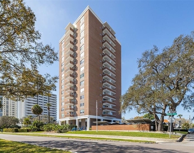 4015 Bayshore Boulevard - Photo Thumbnail 0