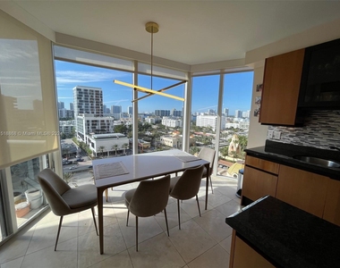 17555 Collins Ave - Photo Thumbnail 14