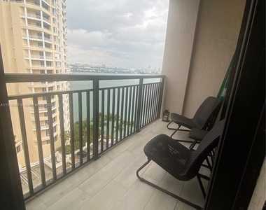 540 Brickell Key Dr - Photo Thumbnail 22