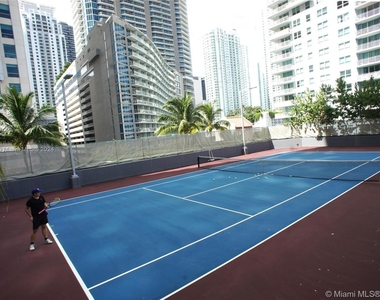 1155 Brickell Bay Dr - Photo Thumbnail 6