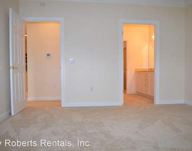 210 Baines Court - Photo Thumbnail 12