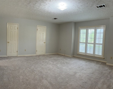 3204 Gatsby Lane - Photo Thumbnail 22