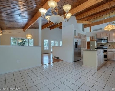 5825 Inkster Road - Photo Thumbnail 9