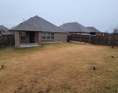 3317 Sabine Drive - Photo Thumbnail 14