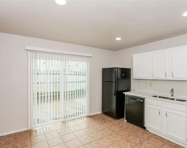 7632 Kingsmill Terrace - Photo Thumbnail 5