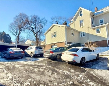 16 Grandview Avenue - Photo Thumbnail 1