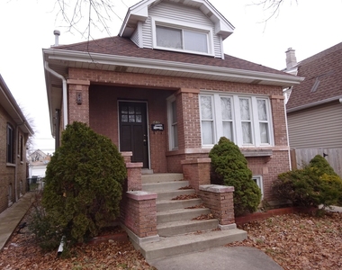 5030 W Winnemac Avenue - Photo Thumbnail 5