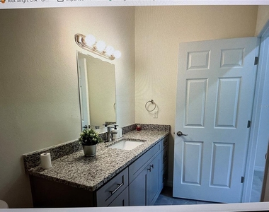 1415 Oak Pl - Photo Thumbnail 7